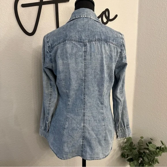 Daniel Rainn Small Denim button down collared shirt - Picture 2 of 7